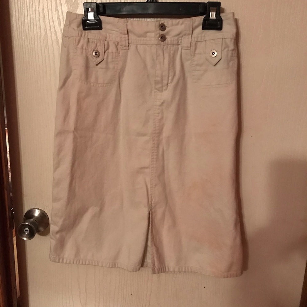 Short skirt